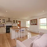 Salton Lodge Salton