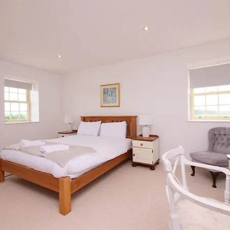 Salton Lodge * Salton